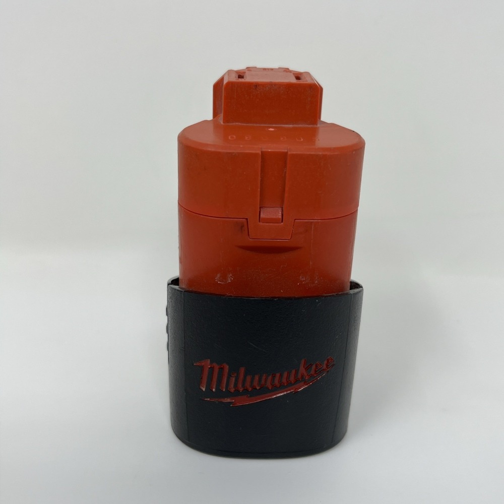 Genuine Milwaukee M12 48-11-2401 1.5 AH Battery  12V 12 Volt Original OEM
